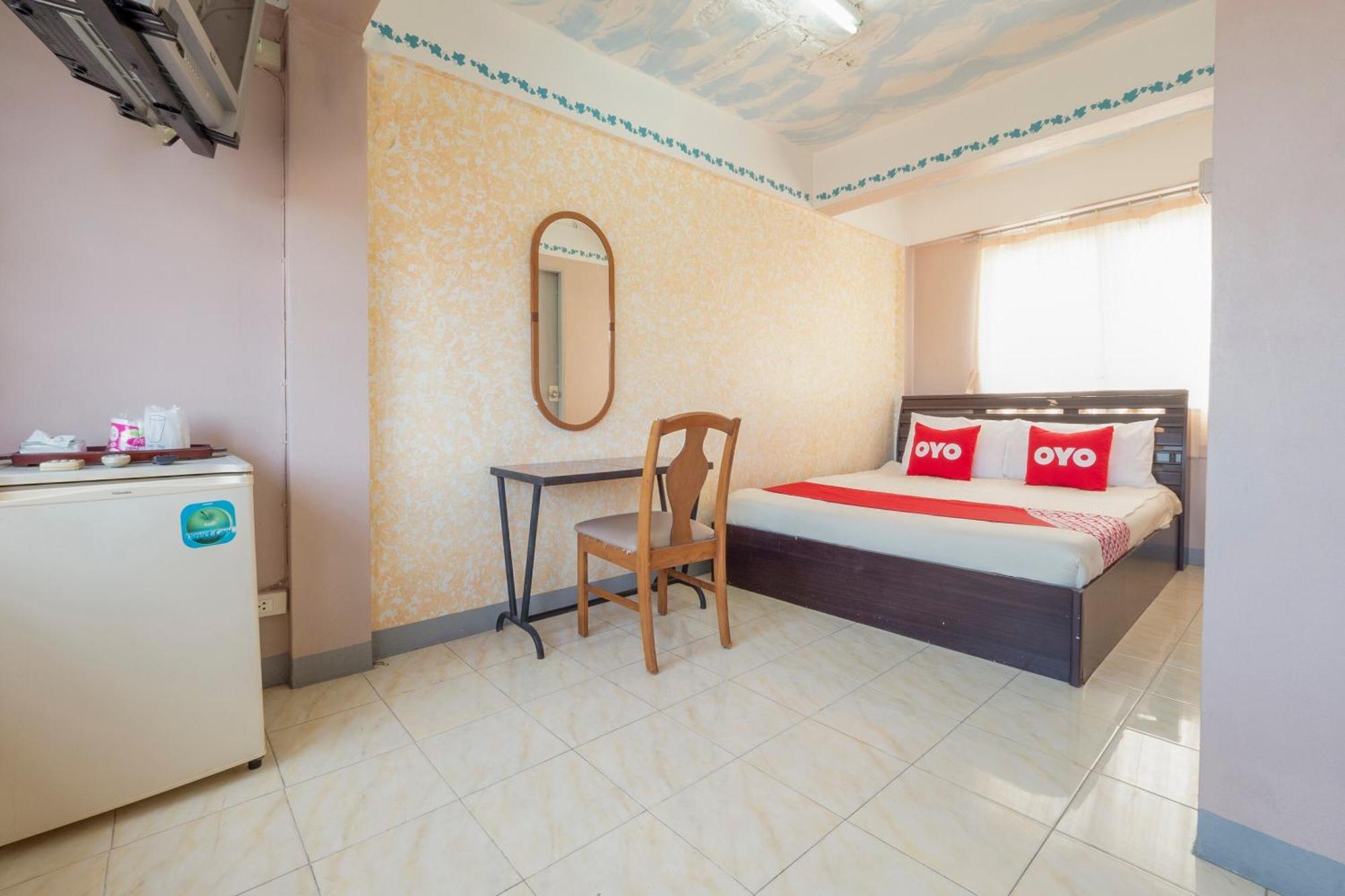 Oyo 1152 Hongpak Mint Hotell Bangsaen Exteriör bild