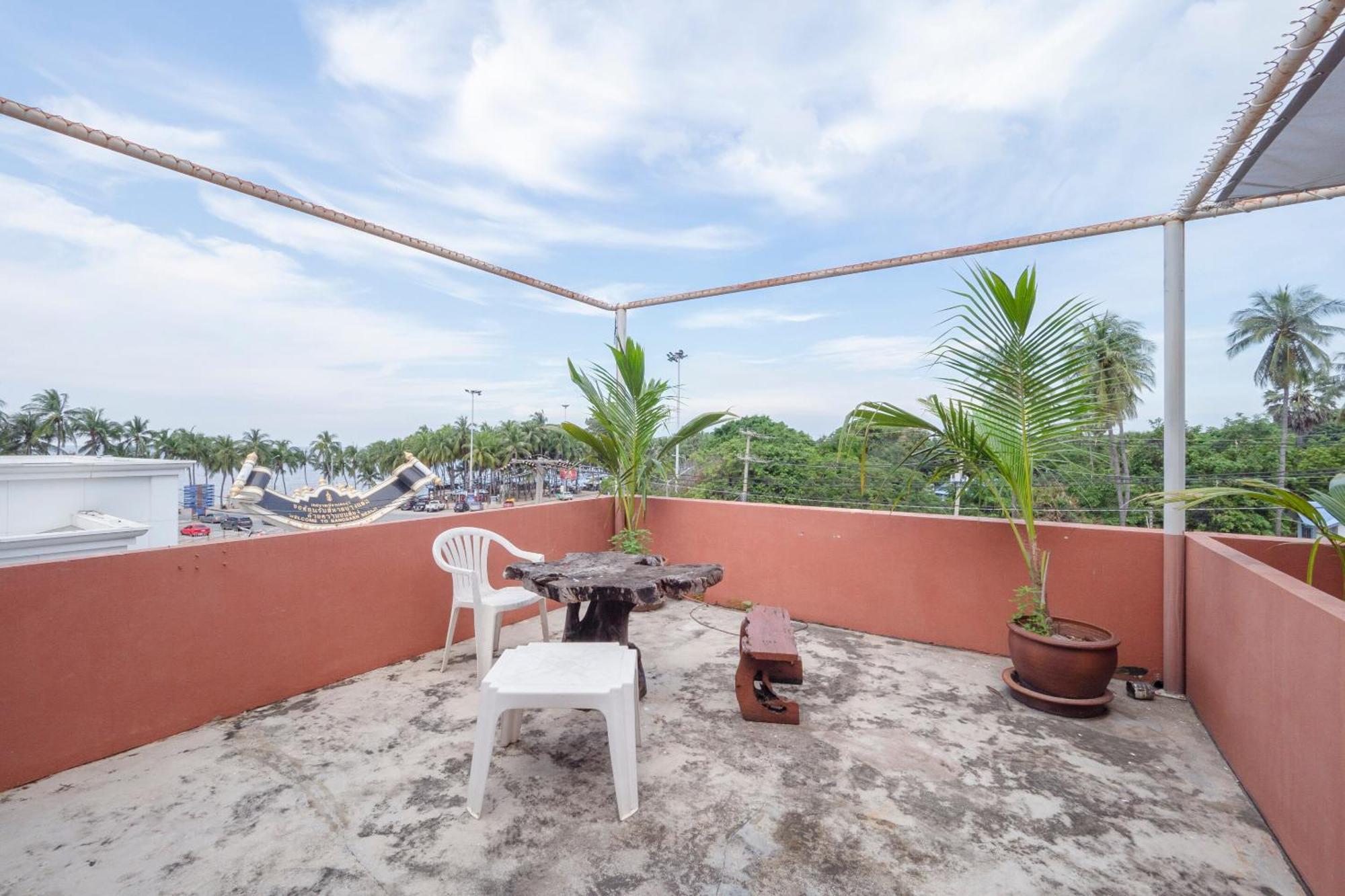Oyo 1152 Hongpak Mint Hotell Bangsaen Exteriör bild