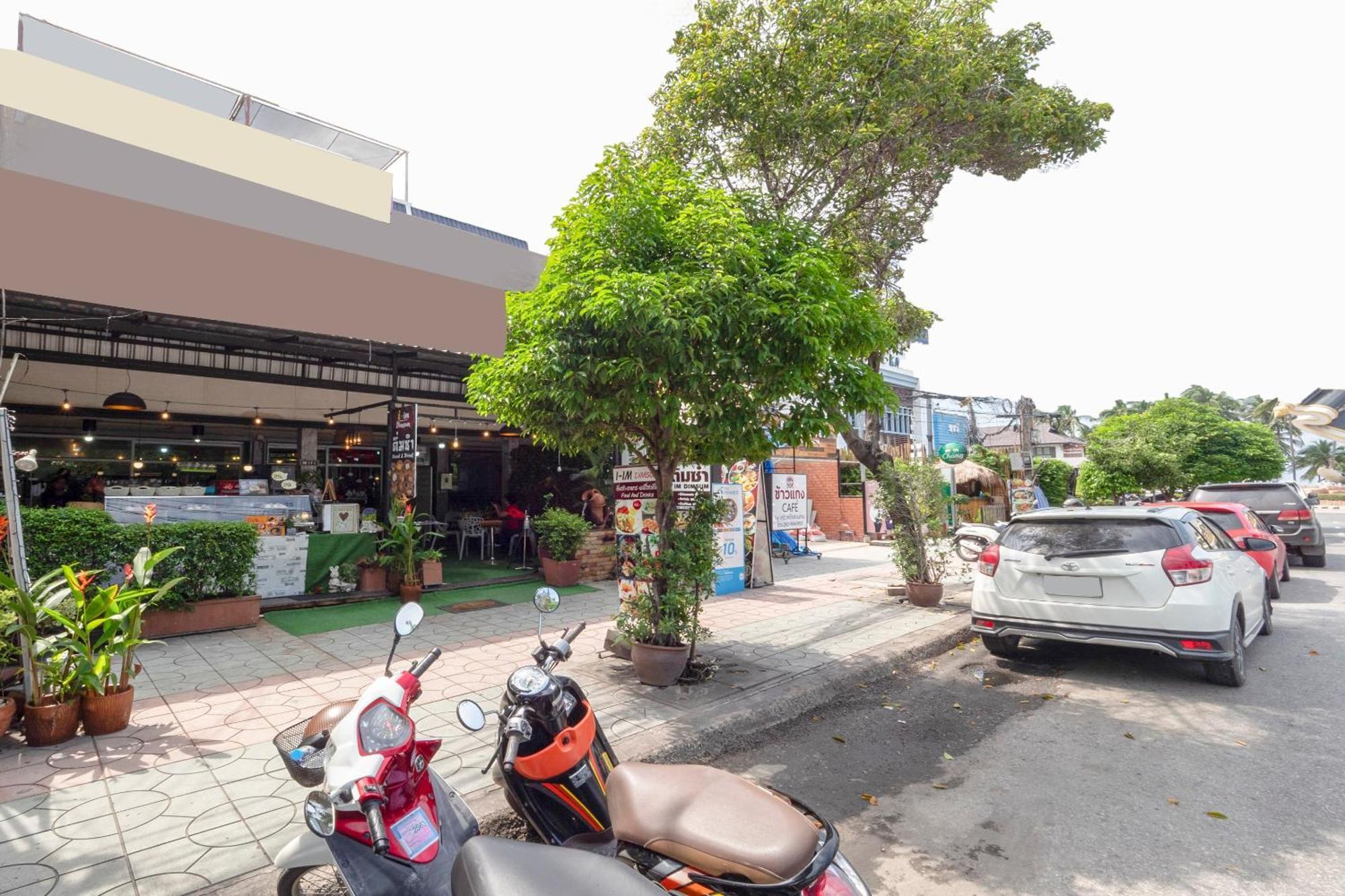 Oyo 1152 Hongpak Mint Hotell Bangsaen Exteriör bild